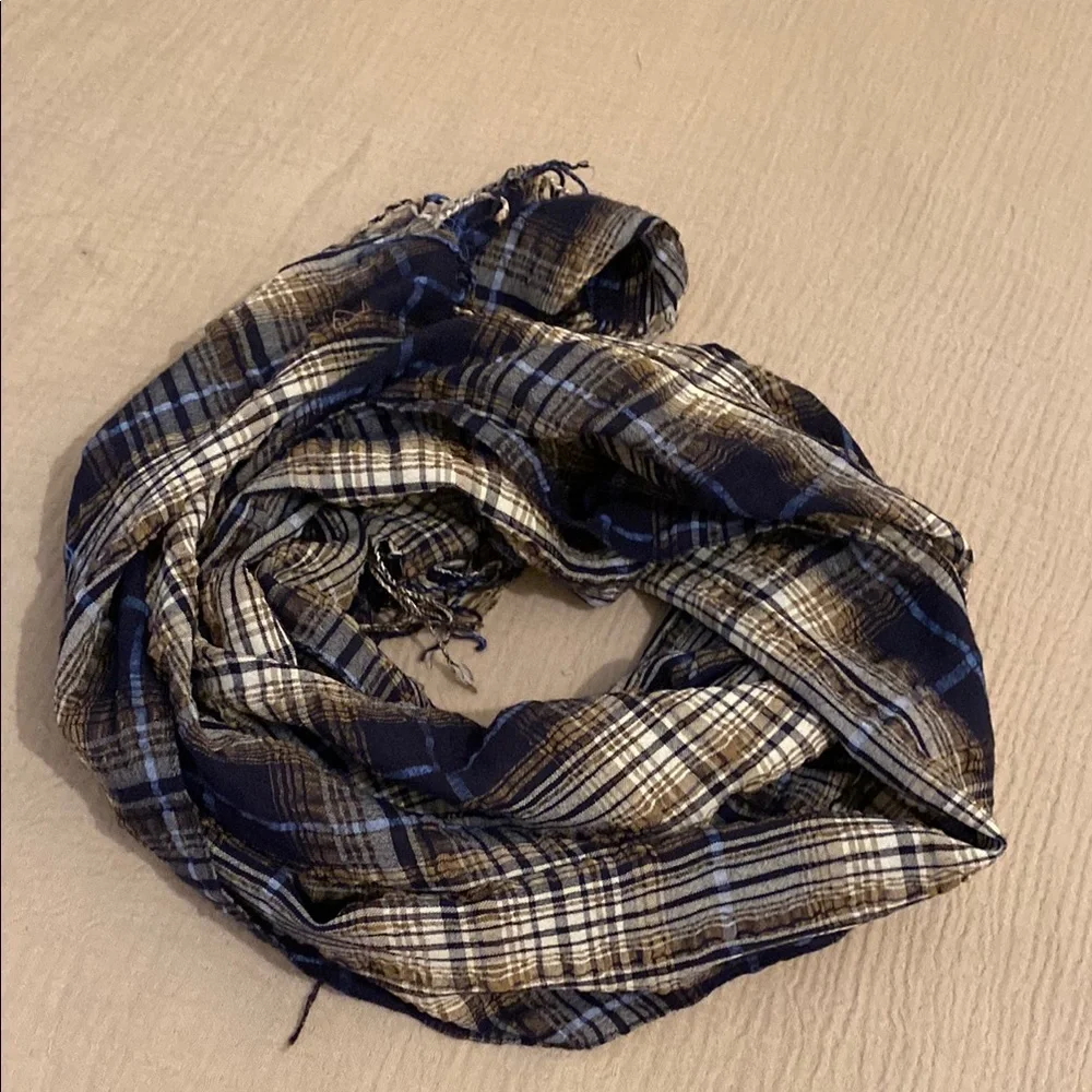 Violet Del Mar Plaid Scarf in Blue and Brown 20”78”